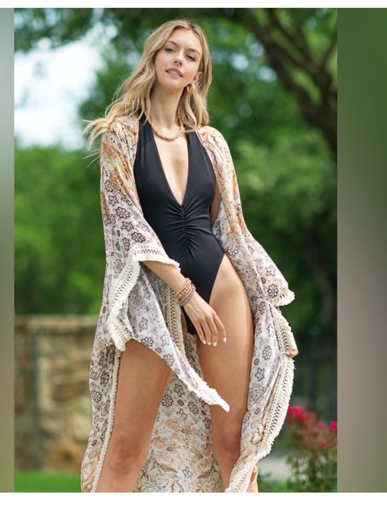 Ruggine Other - Women's Floral with Crochet Fringe and Angel Sleeves Duster Kimono Coverup OS